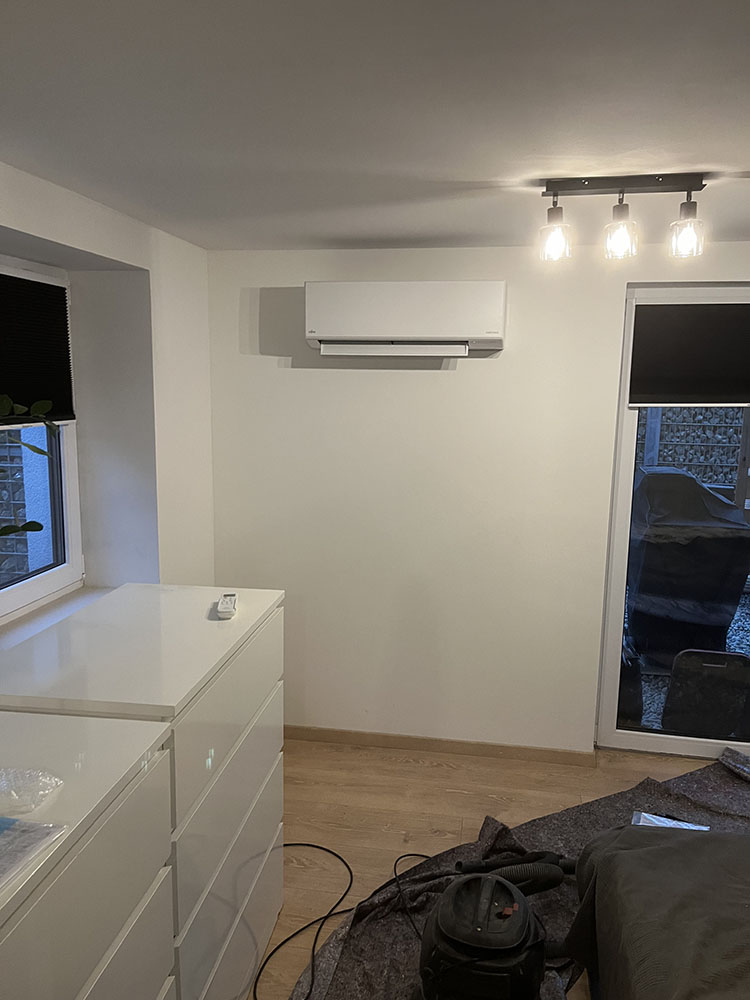 Bürobereich mit Klimaanlage